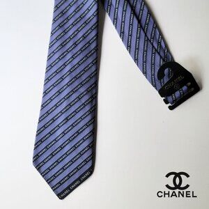 CHANEL Men's Vintage Tie 100% Silk Made in Italy light & dark blue CHANEL logos